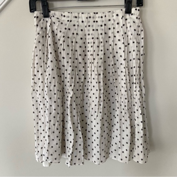 Theory silk skirt - Picture 2 of 6